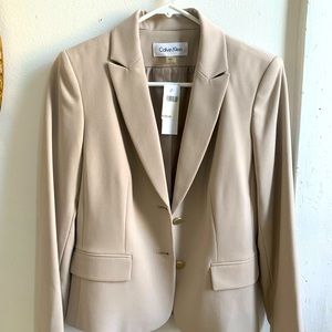 NEW WITH TAGS Calvin Klein Suit Size 4